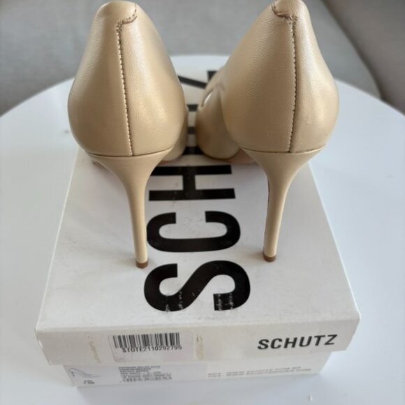 SCHUTZ Lou Pump in colour Egg Shell - Picture 4 of 7